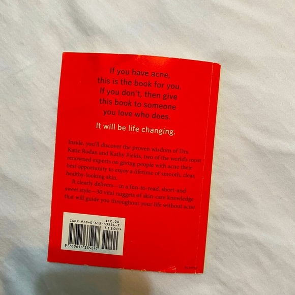 Skincare book - Picture 2 of 3